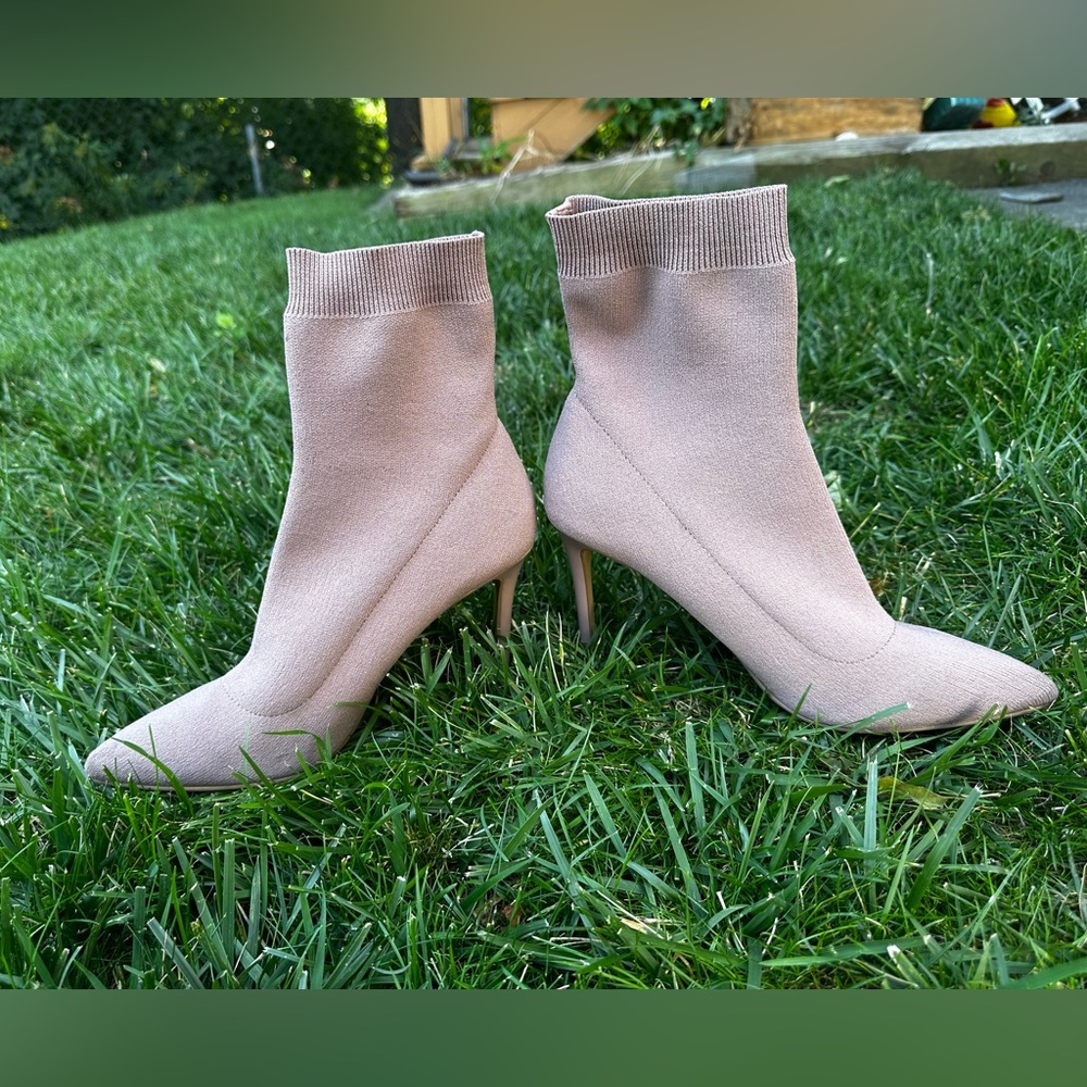 Short high hill boots Steve Madden